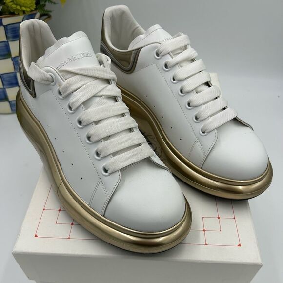 Men’s Alexander, McQueen chunky clear sole , leather sneaker size 42 made Italy - Picture 1 of 7